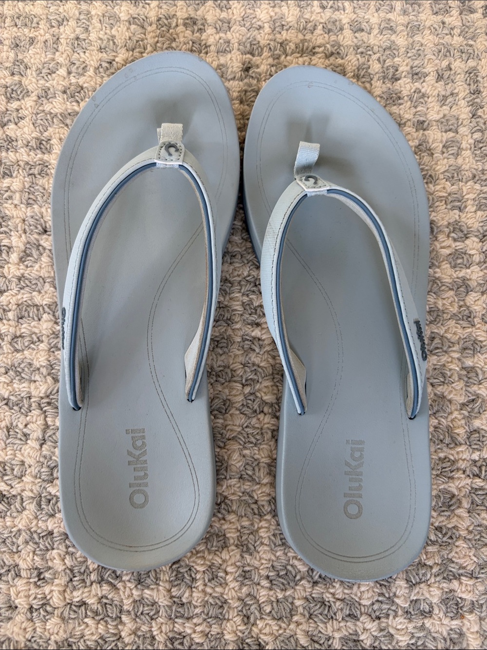 OluKai Women's Light Blue Cushioned Flip Flops
